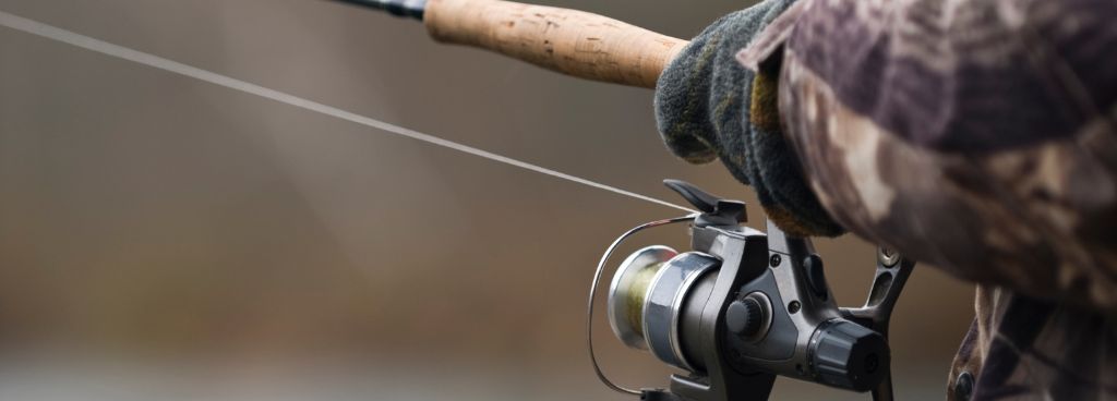 Fishing Gloves Types and Features